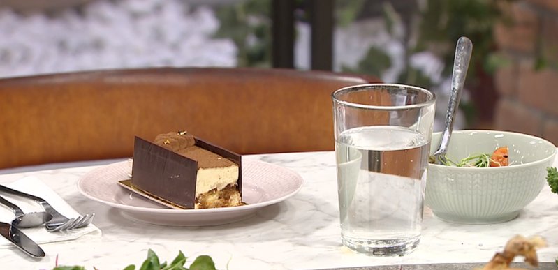 Här är Leif GW Perssons lunch. Skärmavbild: TV4 Här är Leif GW Perssons lunch. Skärmavbild: TV4